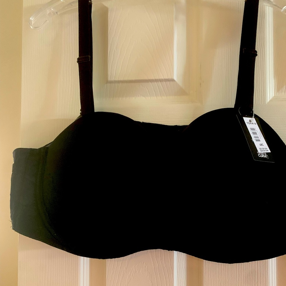 Torrid strap or strapless Push Up Bra Brand New with Tags. Size 48c